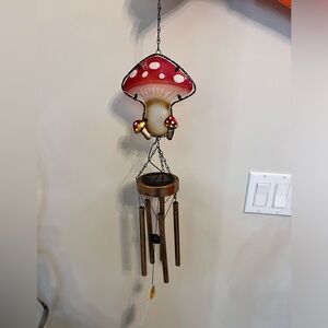 Mushroom Chime 28.5” Lighted Metal & Glass Wind Chime‎ New